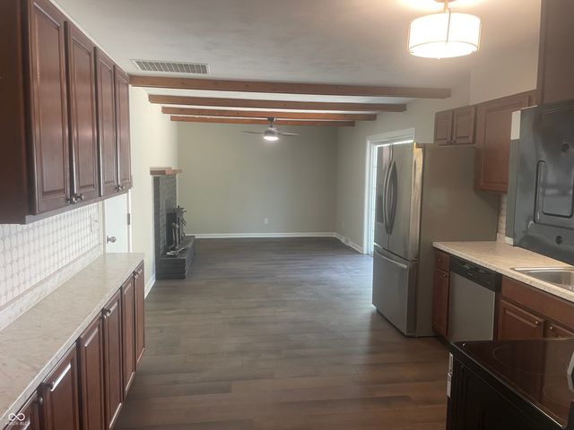 1416 Miami Court S, Plainfield, IN 46168