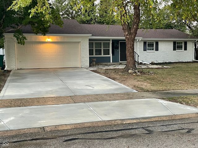 1416 Miami Court S, Plainfield, IN 46168