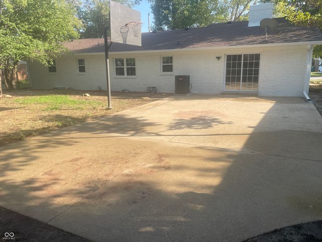 1416 Miami Court S, Plainfield, IN 46168