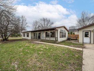 3562 Meadowcrest Drive, Frenchtown Twp, MI 48162