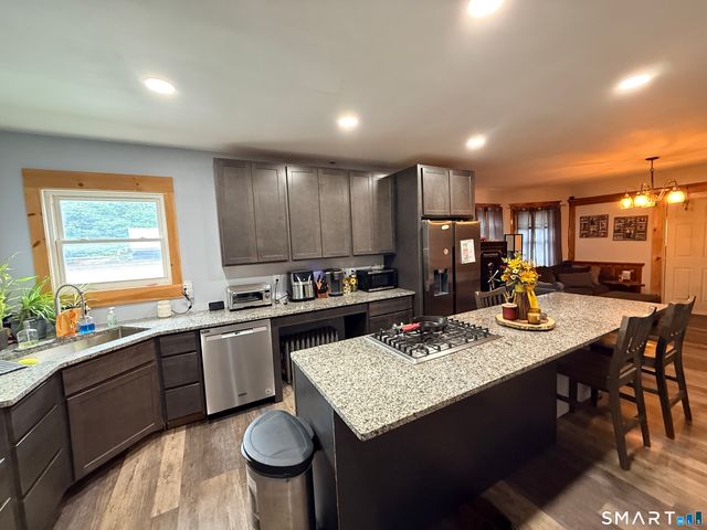 352 North Elm Street, Torrington, CT 06790