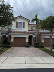 145 Emerald Creek Way 145, Plantation, FL 33325