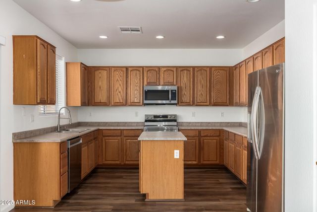 7214 W ST CHARLES Avenue, Laveen, AZ 85339