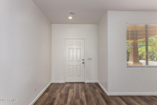 7214 W ST CHARLES Avenue, Laveen, AZ 85339