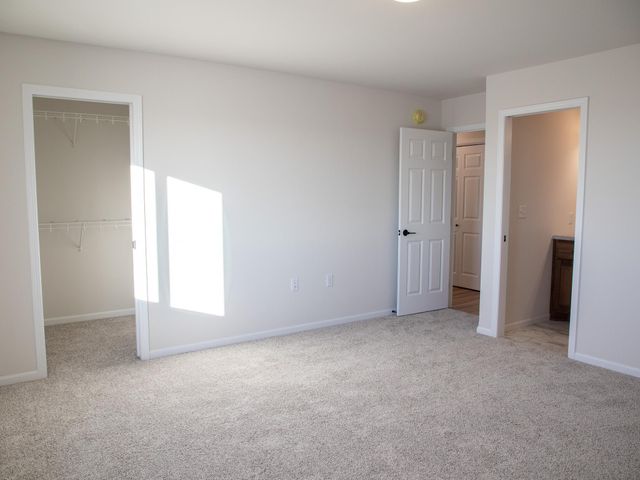 10242 Concord Drive S, Horace, ND 58047