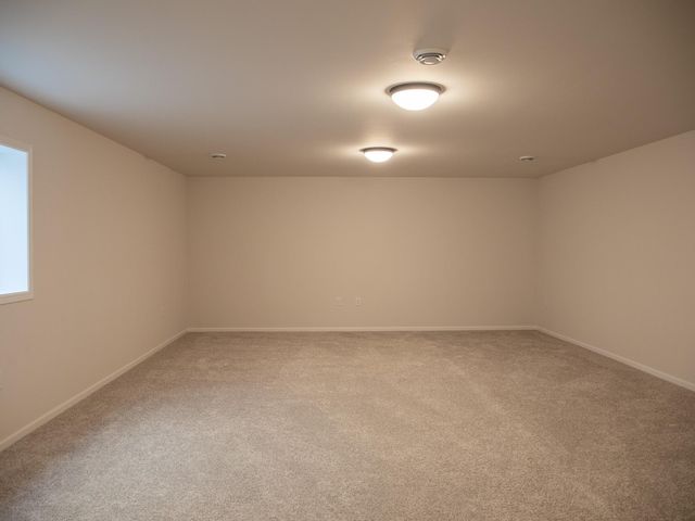 10242 Concord Drive S, Horace, ND 58047