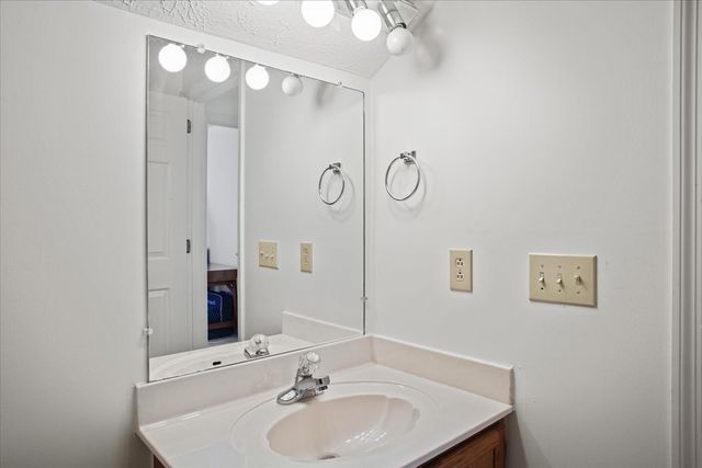 5100 Village Way, Nashville, TN 37211