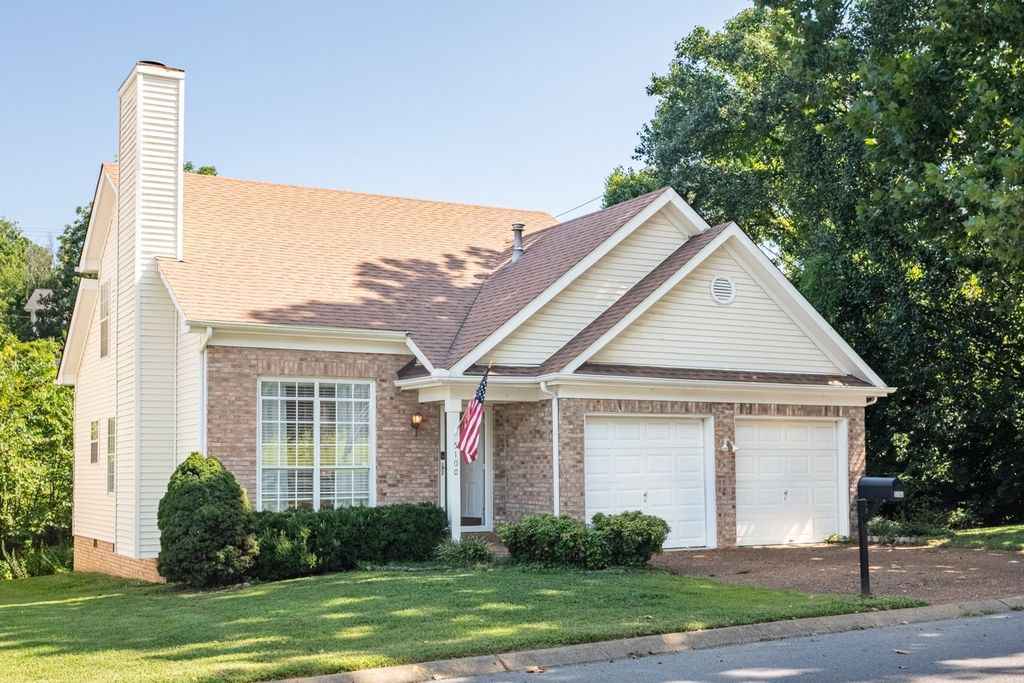 5100 Village Way, Nashville, TN 37211