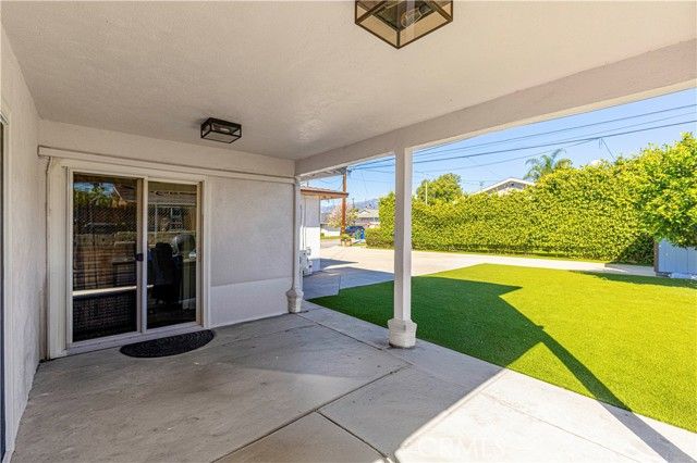 315 E Juanita, Glendora, CA 91740