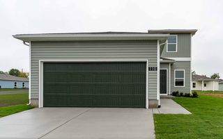 110 Phillips Dr, Manchester, TN 37355