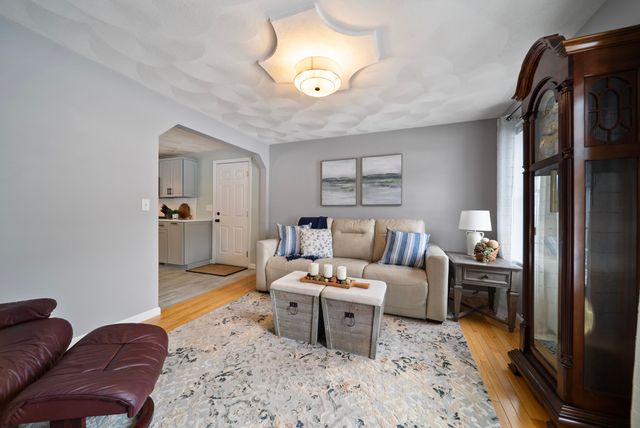 19 Partridge Lane, Plaistow, NH 03865