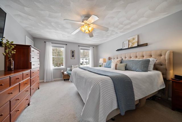 19 Partridge Lane, Plaistow, NH 03865