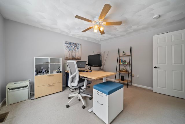 19 Partridge Lane, Plaistow, NH 03865