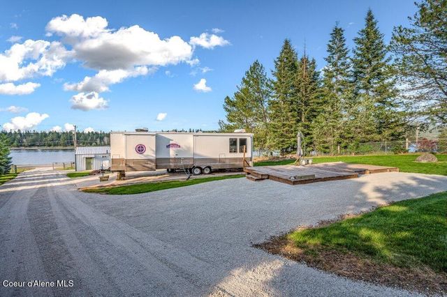 17768 Dufort RD, Priest River, ID 83856