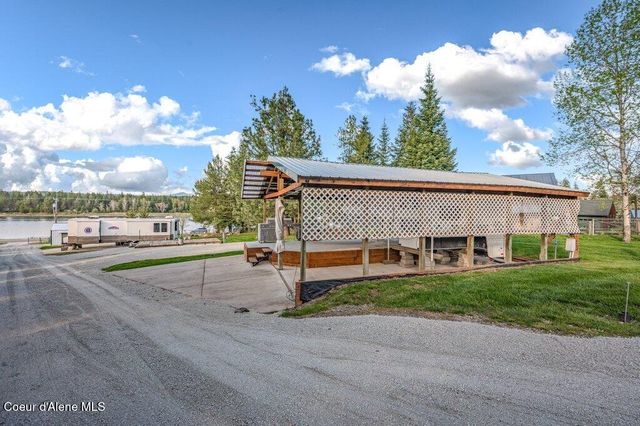 17768 Dufort RD, Priest River, ID 83856