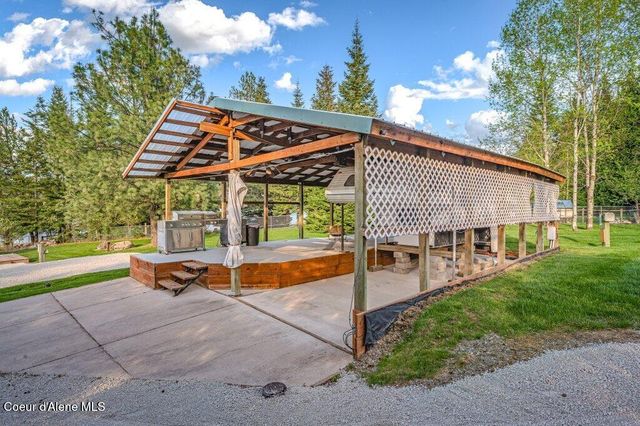 17768 Dufort RD, Priest River, ID 83856