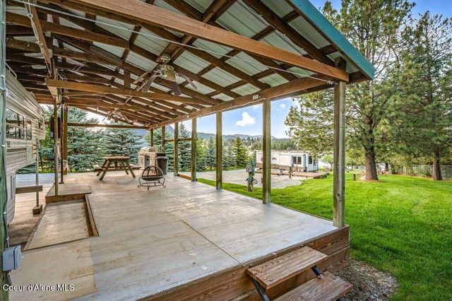 17768 Dufort RD, Priest River, ID 83856
