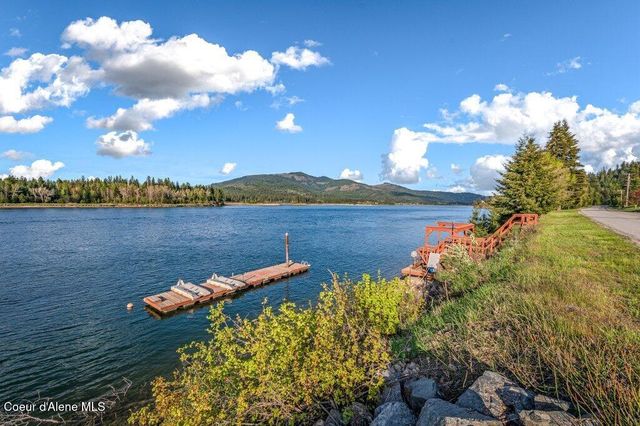 17768 Dufort RD, Priest River, ID 83856