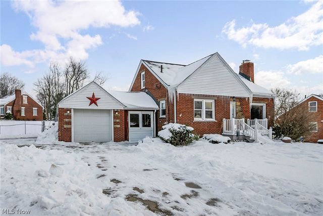 176 Saratoga Avenue NW, Canton, OH 44708