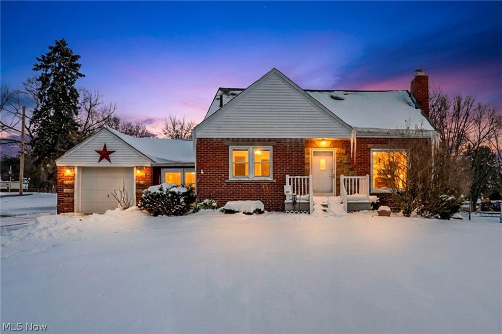 176 Saratoga Avenue NW, Canton, OH 44708