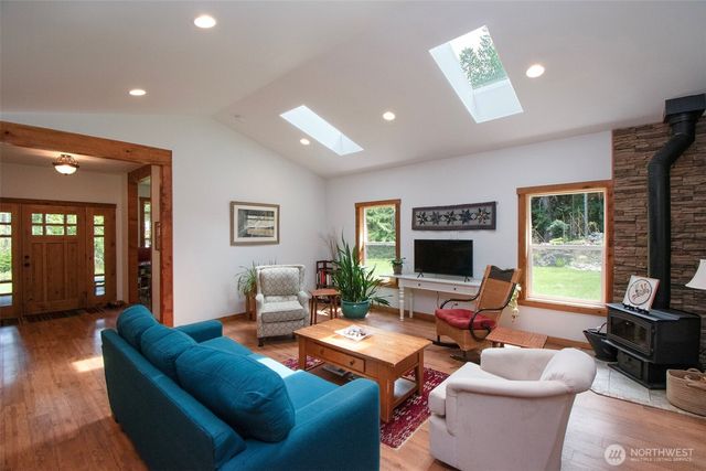 106 Leda Lane, Port Angeles, WA 98363