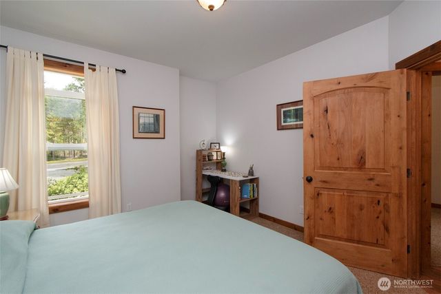 106 Leda Lane, Port Angeles, WA 98363
