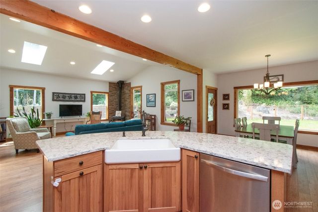 106 Leda Lane, Port Angeles, WA 98363