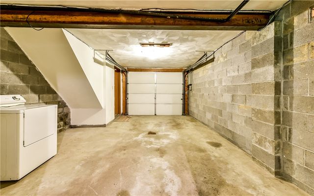 515 Barclay Ave, Forest Hills Boro, PA 15221