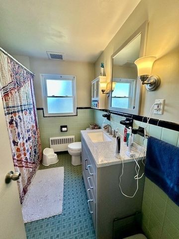 108 Withington Rd 1, Newton, MA 02460