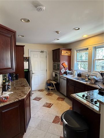 132 elton Street, Providence, RI 02906