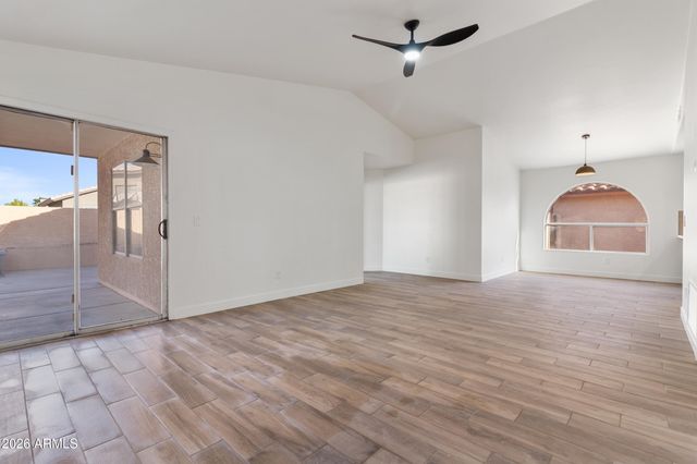 15835 S 30TH Place, Phoenix, AZ 85048