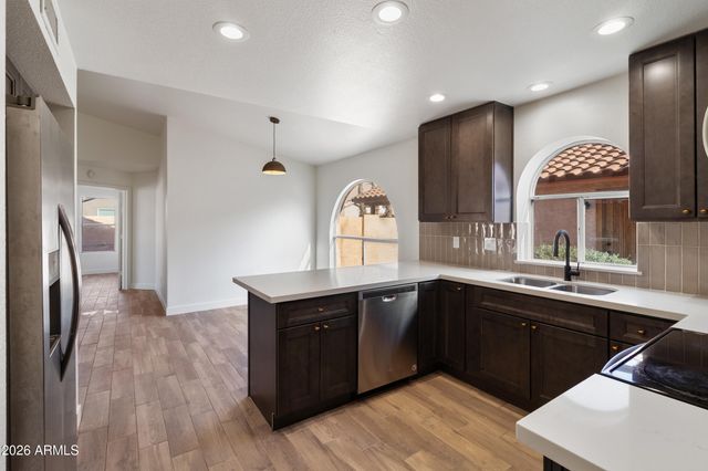 15835 S 30TH Place, Phoenix, AZ 85048