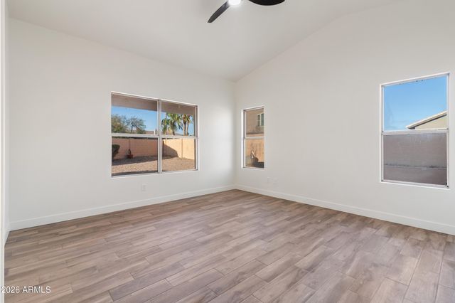 15835 S 30TH Place, Phoenix, AZ 85048