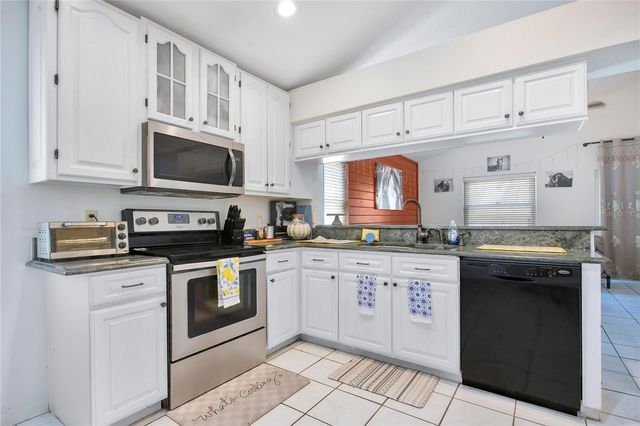 4133 BARRET AVENUE, Plant City, FL 33566