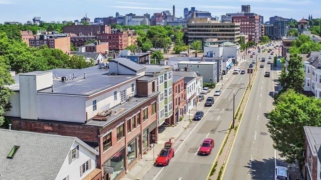 81 Boylston St 1, Brookline, MA 02445