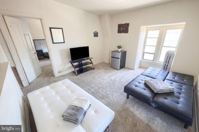 137 N WEST ST, York, PA 17401