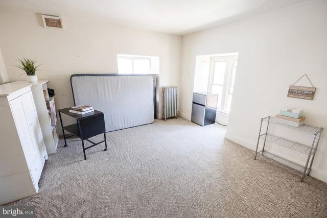 137 N WEST ST, York, PA 17401