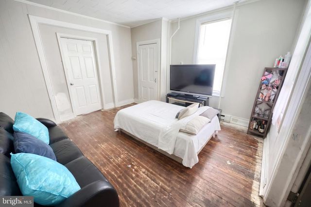 137 N WEST ST, York, PA 17401