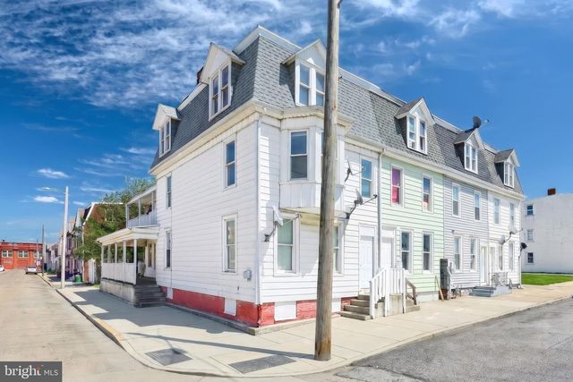 137 N WEST ST, York, PA 17401