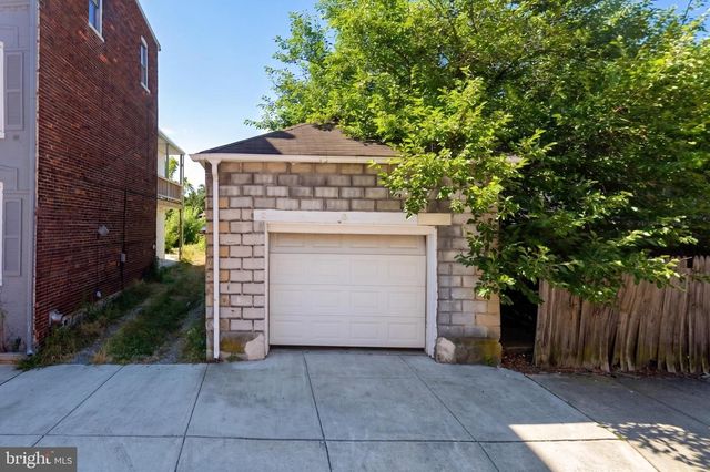 137 N WEST ST, York, PA 17401