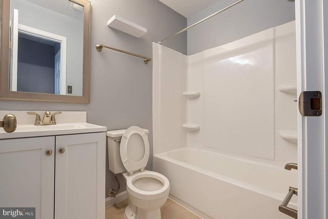 9926 RIDGELINE DR, Gaithersburg, MD 20886