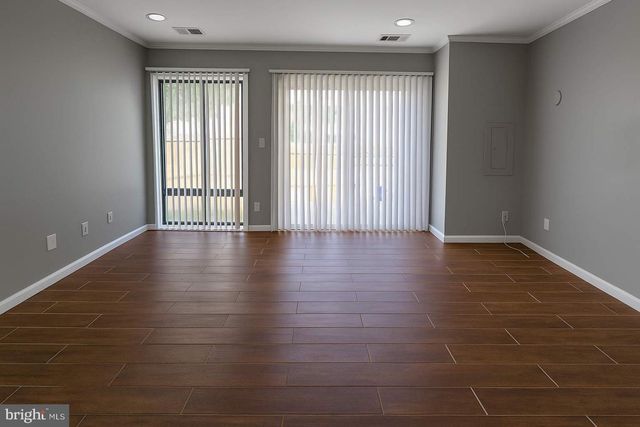 9926 RIDGELINE DR, Gaithersburg, MD 20886
