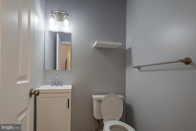9926 RIDGELINE DR, Gaithersburg, MD 20886