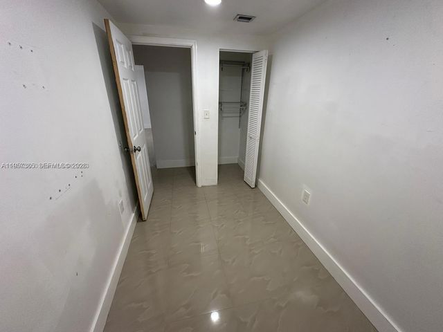 920 NW 22nd Ct REAR, Miami, FL 33125