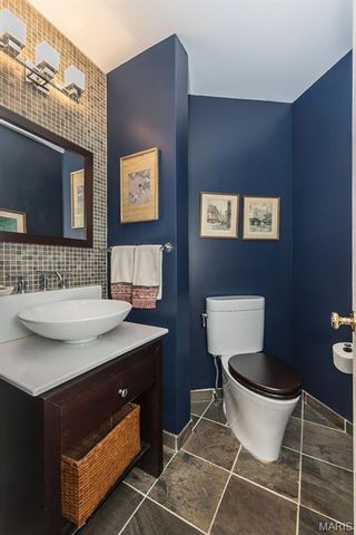 12108 Westwick Place, St Louis, MO 63127
