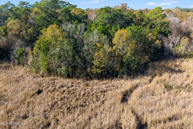 1021 Old Spanish Trail, Gautier, MS 39553