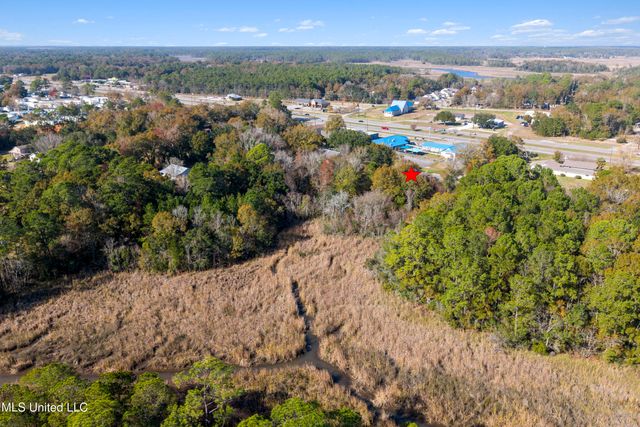 1021 Old Spanish Trail, Gautier, MS 39553