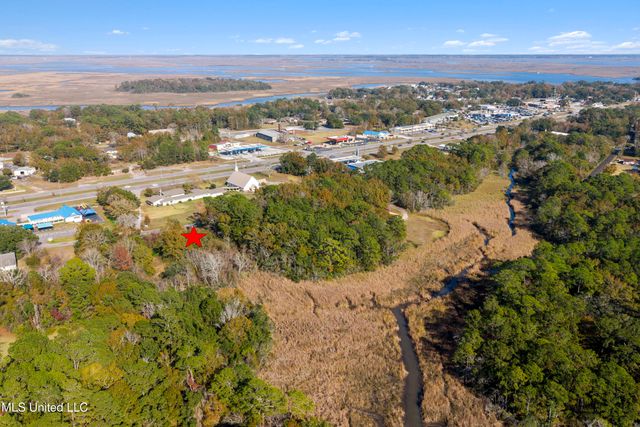 1021 Old Spanish Trail, Gautier, MS 39553