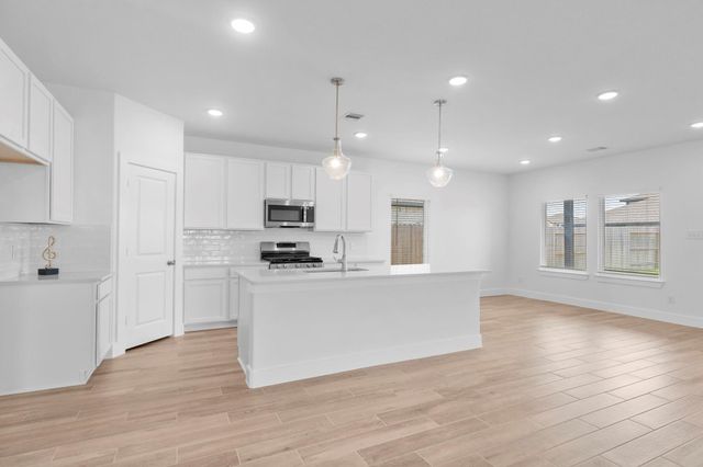 626 Escondido Drive, Dayton, TX 77535