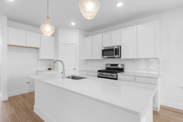 626 Escondido Drive, Dayton, TX 77535